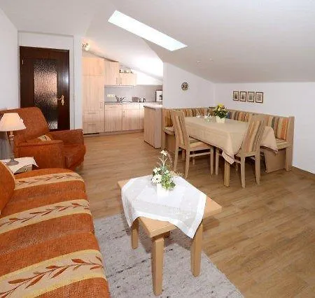 Haus Vierjahreszeiten Daire Reit im Winkl